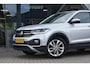 Volkswagen T-Cross 1.0 TSI Life | CAMERA | TREKHAAK | APPLE CARPLAY | ANDROID AUTO | BLINDSPOT | NAP