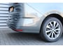 Volkswagen Multivan 1.4 e-HYBRID 217PK L2 7-ZITS BUSINESS LIFE / NAVI / CLIMA / FULL-LED / PDC / 18" LMV / TREKHAAK / KEYLESS / CAMERA / 1E EIGENAAR / NIEUWSTAAT !!