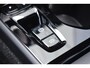 Volvo XC40 B3 177PK Automaat Plus Black Edition / Cruise control / Harman Kardon / 20'' velgen / Elektrisch verstelbare stoelen met geheugen / Stoel- en stuurverwarming