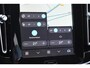 Volvo XC40 B3 177PK Automaat Plus Black Edition / Cruise control / Harman Kardon / 20'' velgen / Elektrisch verstelbare stoelen met geheugen / Stoel- en stuurverwarming