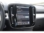 Volvo XC40 B3 177PK Automaat Plus Black Edition / Cruise control / Harman Kardon / 20'' velgen / Elektrisch verstelbare stoelen met geheugen / Stoel- en stuurverwarming