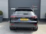 Porsche Cayenne 3.0 E-Hybrid Sport Chrono | Panoramadak | Camera | Bose | Elektrische Trekhaak | Elektrische Achterklep |