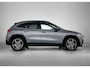 Mercedes-Benz GLA 200 Business Solution AMG | Sfeerverlichting | Trekhaak | Cruise Control | Inclusief 24 maanden Mercedes-Benz Certified garantie voor Europa.