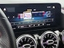 Mercedes-Benz GLA 200 Business Solution AMG | Sfeerverlichting | Trekhaak | Cruise Control | Inclusief 24 maanden Mercedes-Benz Certified garantie voor Europa.