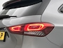 Mercedes-Benz GLA 200 Business Solution AMG | Sfeerverlichting | Trekhaak | Cruise Control | Inclusief 24 maanden Mercedes-Benz Certified garantie voor Europa.