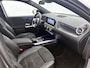 Mercedes-Benz GLA 200 Business Solution AMG | Sfeerverlichting | Trekhaak | Cruise Control | Inclusief 24 maanden Mercedes-Benz Certified garantie voor Europa.