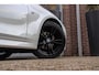 BMW 3-Serie Touring 318i M Sport Edition | 2e eigenaar | NL auto | Camera | Shadow Line | Panoramadak | HiFi audio | Cruise control | LED | Stoelverwarming | Navigatie Professional