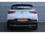 Opel Grandland X 1.6 TURBO 225PK HYBRID ELEGANCE AUTOMAAT / NAVI / LEDER / CLIMA / FULL-LED / AGR / PDC / 18" LMV / CAMERA / KEYLESS / WINTERPAKKET !!
