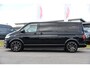 Volkswagen Transporter 2.0 TDI L2H1 30 DC Bulli Black Edition Adaptieve Cruise, Virtual, Camera, Carplay, Stoelverwarming, LED, 2 x Schuifdeur, Automaat, Trekhaak, Sensoren, Uniek!