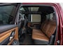 Dodge Ram LONGHORN | WIDE BODY | 5.7 V8 | BREDE WIELEN | BOM VOL | HUD | BRUIN LEDER | LUCHTVERING | PANODAK | RONDOM CAMERA | OPEN UITLAAT KLEP | ALARM | DUBBELE CABINE | 5 PERSOONS | CREW CAB DC | SPECIAL ONE | DEALER ONDERHOUDEN | Eerste eigenaar |