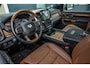 Dodge Ram LONGHORN | WIDE BODY | 5.7 V8 | BREDE WIELEN | BOM VOL | HUD | BRUIN LEDER | LUCHTVERING | PANODAK | RONDOM CAMERA | OPEN UITLAAT KLEP | ALARM | DUBBELE CABINE | 5 PERSOONS | CREW CAB DC | SPECIAL ONE | DEALER ONDERHOUDEN | Eerste eigenaar |