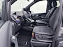 Mercedes-Benz V-klasse 300d Lang Avantgarde AMG-line DC Burmester Audio Afneembare trekhaak Elektrische Schuifdeuren Leder 360 Graden Camera Dubbele cabine Certified extra-garantie