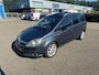 Opel Zafira 2.2 Cosmo