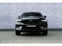Volvo EX40 Single Motor Extended Range Plus Black Ed. 82 kWh | SOH 100% | Warmtepomp | Pixel LED Koplampen | Harman Kardon Audio | 360 Graden Camera | Navigatie Google Maps | Cruise Control Adaptief | BLIS | Stoelverwarming | Lichtmetalen Velgen 20 inch