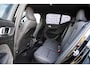 Volvo EX40 Single Motor Extended Range Plus Black Ed. 82 kWh | Warmtepomp | Pixel LED Koplampen | Harman Kardon Audio | 360 Graden Camera | Navigatie Google Maps | Cruise Control Adaptief | BLIS | Stoelverwarming | Lichtmetalen Velgen 20 inch