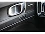 Volvo EX40 Single Motor Extended Range Plus Black Ed. 82 kWh | Warmtepomp | Pixel LED Koplampen | Harman Kardon Audio | 360 Graden Camera | Navigatie Google Maps | Cruise Control Adaptief | BLIS | Stoelverwarming | Lichtmetalen Velgen 20 inch