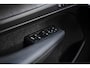 Volvo EX40 Single Motor Extended Range Plus Black Ed. 82 kWh | Warmtepomp | Pixel LED Koplampen | Harman Kardon Audio | 360 Graden Camera | Navigatie Google Maps | Cruise Control Adaptief | BLIS | Stoelverwarming | Lichtmetalen Velgen 20 inch