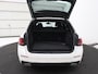 BMW 5-Serie Touring 520i High Executive Edition | Leder | Elektrische stoelen | Stoelverwarming | Cruise control | Sfeer verlichting | Carplay | Climate control | Camera | Park assist | Trekhaak
