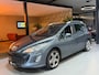 Peugeot 308 SW 1.6 THP XT Automaat|1e Eigenaar|Panoramadak|Leder|Trekhaak|18Inch|Climate|PDC|163DKM|Rijklaar