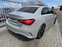 Mercedes-Benz A-klasse 180 Star Edition AMG Line Night edition Manufaktur Grijs Pano
