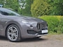 Maserati Levante 3.0 V6 S AWD GranSport 430pk Alcantara hemel/Bower-Wilkins/Carbon