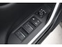 Toyota RAV4 2.5 Hybrid AWD Executive | Leder | Stoel-/stuurverwarming | Dodehoek detectie | Verwarmbare voorruit | Apple Carplay / Android Auto | Adaptive Cruise | Parkeersensoren voor/achter | Camera | Full LED | Keyless | 18 inch