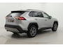 Toyota RAV4 2.5 Hybrid AWD Executive | Leder | Stoel-/stuurverwarming | Dodehoek detectie | Verwarmbare voorruit | Apple Carplay / Android Auto | Adaptive Cruise | Parkeersensoren voor/achter | Camera | Full LED | Keyless | 18 inch