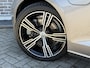 Volvo V60 2.0 T8 Recharge AWD Business Pro | Plug-in Hybrid (PHEV) | Trekhaak | Harman Kardon Audio | Achteruitrijcamera | Lichtmetalen Velgen 19 inch | Navigatie | Apple Carplay | BLIS | Cruise Control Adaptief