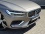 Volvo V60 2.0 T8 Recharge AWD Business Pro | Plug-in Hybrid (PHEV) | Trekhaak | Harman Kardon Audio | Achteruitrijcamera | Lichtmetalen Velgen 19 inch | Navigatie | Apple Carplay | BLIS | Cruise Control Adaptief