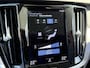Volvo V60 2.0 T8 Recharge AWD Business Pro | Plug-in Hybrid (PHEV) | Trekhaak | Harman Kardon Audio | Achteruitrijcamera | Lichtmetalen Velgen 19 inch | Navigatie | Apple Carplay | BLIS | Cruise Control Adaptief