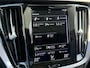 Volvo V60 2.0 T8 Recharge AWD Business Pro | Plug-in Hybrid (PHEV) | Trekhaak | Harman Kardon Audio | Achteruitrijcamera | Lichtmetalen Velgen 19 inch | Navigatie | Apple Carplay | BLIS | Cruise Control Adaptief