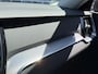 Volvo V60 2.0 T8 Recharge AWD Business Pro | Plug-in Hybrid (PHEV) | Trekhaak | Harman Kardon Audio | Achteruitrijcamera | Lichtmetalen Velgen 19 inch | Navigatie | Apple Carplay | BLIS | Cruise Control Adaptief