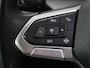 Volkswagen Golf 1.5 TSI Life | Stuur/stoel verwarming | Adaptive cruise | Sfeerverlichting | Carplay | Park assist | Navigatie | Climate control | Virtueel dashboard | Trekhaak