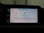 Volkswagen Golf 1.5 TSI Life | Stuur/stoel verwarming | Adaptive cruise | Sfeerverlichting | Carplay | Park assist | Navigatie | Climate control | Virtueel dashboard | Trekhaak