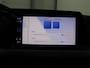 Volkswagen Golf 1.5 TSI Life | Stuur/stoel verwarming | Adaptive cruise | Sfeerverlichting | Carplay | Park assist | Navigatie | Climate control | Virtueel dashboard | Trekhaak