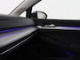 Volkswagen Golf 1.5 TSI Life | Stuur/stoel verwarming | Adaptive cruise | Sfeerverlichting | Carplay | Park assist | Navigatie | Climate control | Virtueel dashboard | Trekhaak