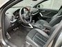 Audi Q2 35 TFSI CoD Sport S line Edition / S-Line Exterieur + S-Line Leder Interieur / Panoramadak / Achteruitrijcamera / Stoelverwarming / Keyless Entry /