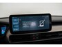 Jeep Avenger Summit 54 kWh | SOH 97% | Navigatie | Stoelverwarming | Climate Controle | Elektrische achterklep | Apple Carplay & Android Auto |