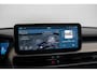 Jeep Avenger Summit 54 kWh | SOH 97% | Navigatie | Stoelverwarming | Climate Controle | Elektrische achterklep | Apple Carplay & Android Auto |