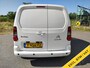 Citroën Berlingo 1.6HDI 100PK 3-Persoons Euro 6 Camera Apple Carplay Mirrorlink Cruise Control Navi Airco Pdc Schuifdeur Betonplex Vloer Lat om Lat Betimmering