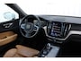 Volvo XC60 2.0 T8 Twin Engine AWD Inscription | Incl. 12 maanden garantie | Stoelverwarming/ventilatie | Apple carplay/Android auto | Luchtvering | Wegklapbare trekhaak | 360° camera |  Adaptive cruise control | Memory seats |