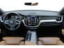 Volvo XC60 2.0 T8 Twin Engine AWD Inscription | Incl. 12 maanden garantie | Stoelverwarming/ventilatie | Apple carplay/Android auto | Luchtvering | Wegklapbare trekhaak | 360° camera |  Adaptive cruise control | Memory seats |