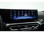BMW 3-Serie 330e M-Sport | Rijklaar! | Widescreen | ShadowLine | HUD | Dodehoek | Leder | Stuur-Stoelverw. | Nav+App.Connect | Sfeerverl. | Elek. Klep | LED | Rijmodus | Cruise V