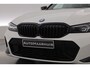 BMW 3-Serie 330e M-Sport | Rijklaar! | Widescreen | ShadowLine | HUD | Dodehoek | Leder | Stuur-Stoelverw. | Nav+App.Connect | Sfeerverl. | Elek. Klep | LED | Rijmodus | Cruise V