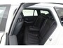 BMW 3-Serie 330e M-Sport | Rijklaar! | Widescreen | ShadowLine | HUD | Dodehoek | Leder | Stuur-Stoelverw. | Nav+App.Connect | Sfeerverl. | Elek. Klep | LED | Rijmodus | Cruise V
