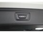BMW 3-Serie 330e M-Sport | Rijklaar! | Widescreen | ShadowLine | HUD | Dodehoek | Leder | Stuur-Stoelverw. | Nav+App.Connect | Sfeerverl. | Elek. Klep | LED | Rijmodus | Cruise V