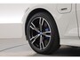 BMW 3-Serie 330e M-Sport | Rijklaar! | Widescreen | ShadowLine | HUD | Dodehoek | Leder | Stuur-Stoelverw. | Nav+App.Connect | Sfeerverl. | Elek. Klep | LED | Rijmodus | Cruise V