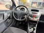 Peugeot 107 1.0-12V XR/ 3drs/ 1jaar apk/ airco/ EL-ramen/ zeer nette auto.