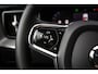 Volvo XC60 2.0 T6 Plug-in hybrid AWD Plus Dark , Apple Carplay, Achteruitrijcamera, Harman Kardon, Panoramadak,