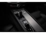 Volvo XC60 2.0 T6 Plug-in hybrid AWD Plus Dark , Apple Carplay, Achteruitrijcamera, Harman Kardon, Panoramadak,